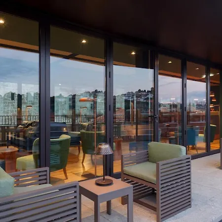 Hotel Neya 4*