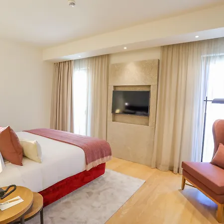 Neya 4* Porto