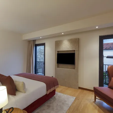 Hotel Neya 4*