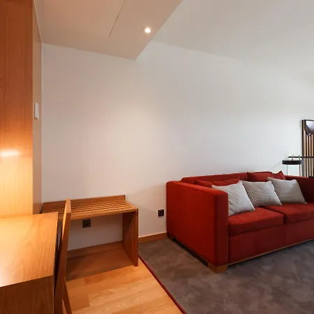Hotel Neya 4*
