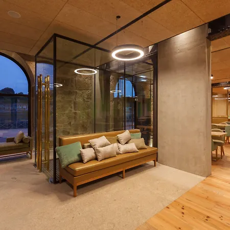 Neya فندق بورتو